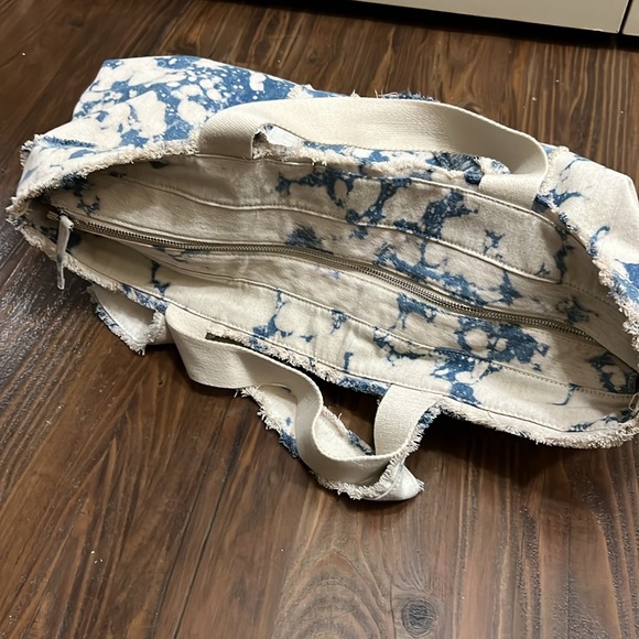 Zara Denim Tie Dye Maxi Tote - Picture 10 of 12